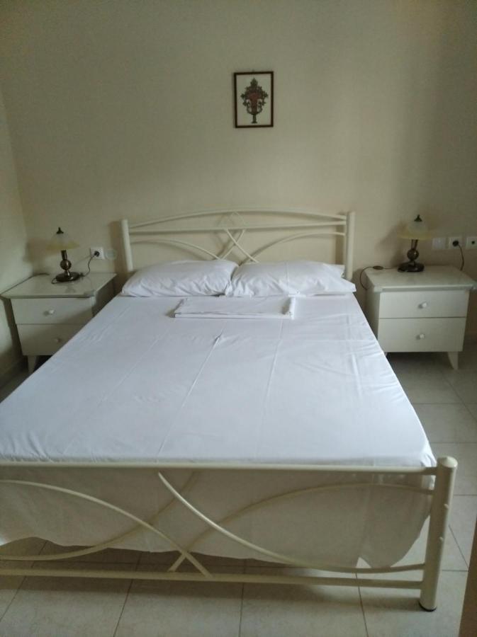 Asteria House Kala Nera